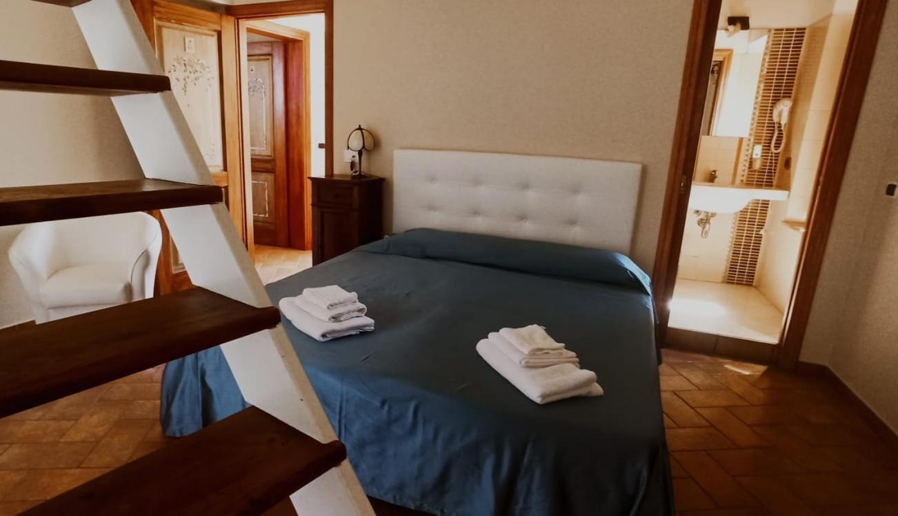 Donnaciccina Accomodation Tropea Exterior photo