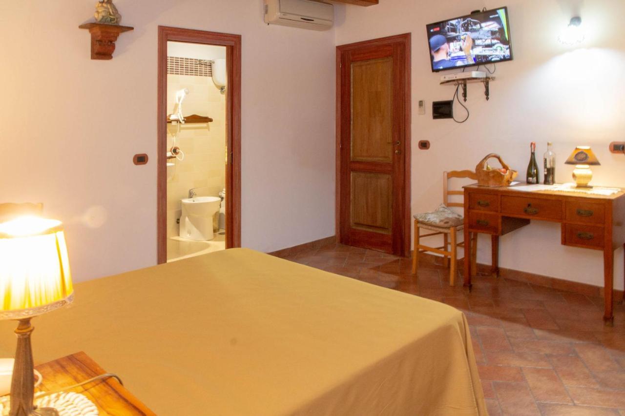 Donnaciccina Accomodation Tropea Exterior photo