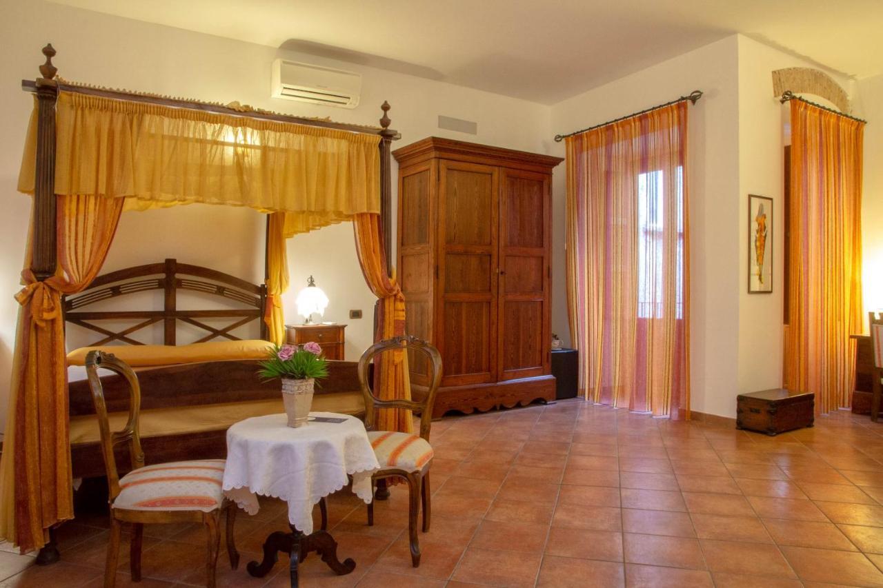 Donnaciccina Accomodation Tropea Exterior photo