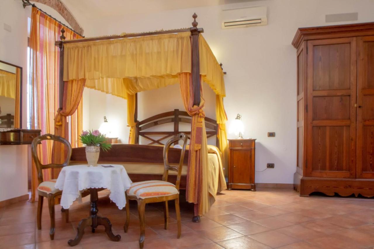 Donnaciccina Accomodation Tropea Exterior photo